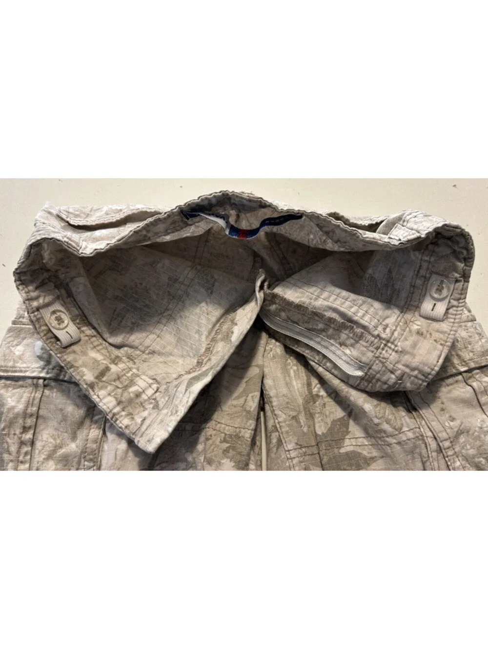 Old Navy Boys Light Camo Cargo Pants Size 12 Slim Baggy